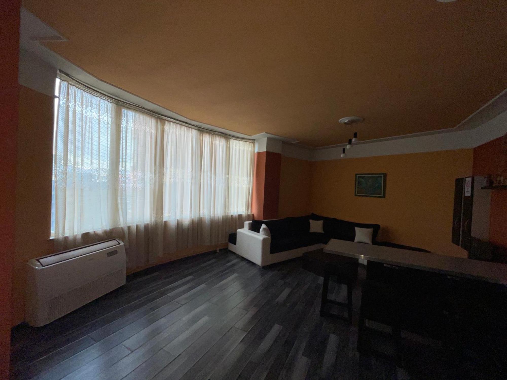Moonshine Apartament 地拉那 外观 照片