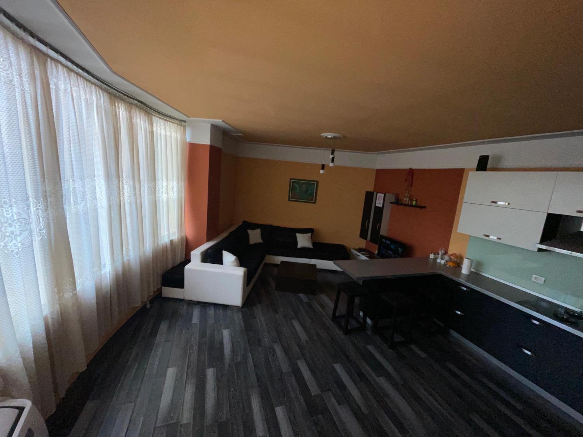Moonshine Apartament 地拉那 外观 照片